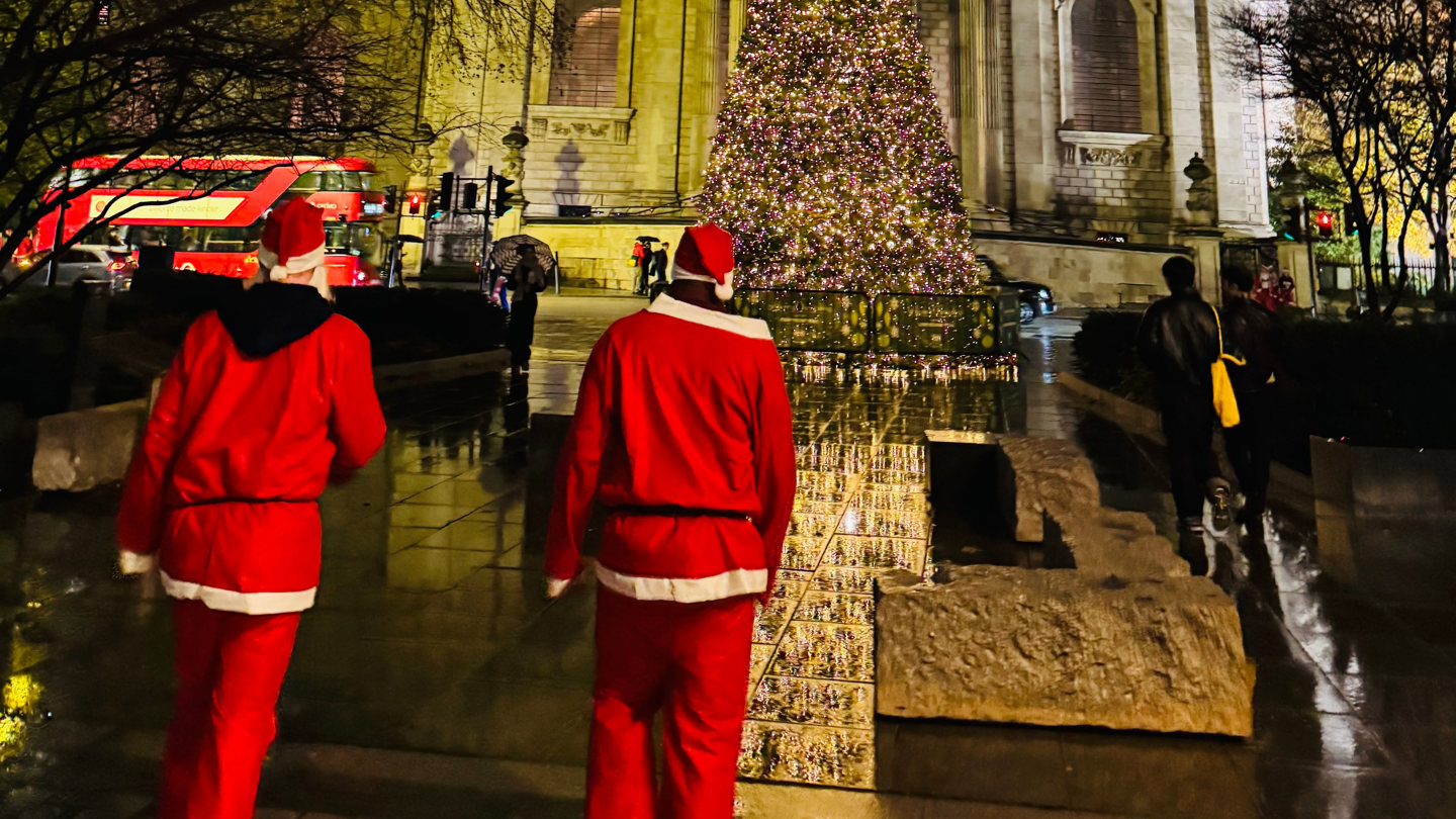 Santa In The City 11