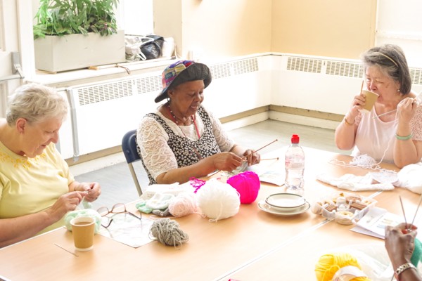 Knitting Intouch